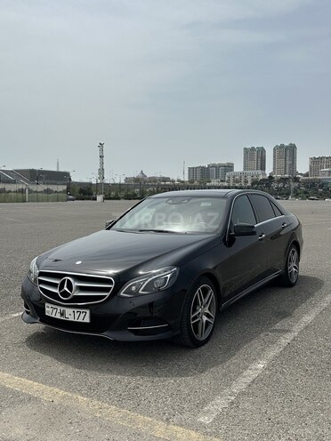 Mercedes E 250 4MATIC 2014, 264,000 km - 2.1 л - Bakı