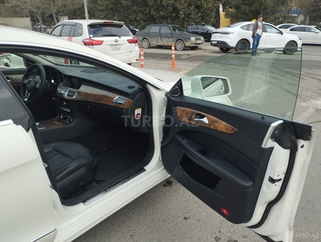 Mercedes CLS 350-17