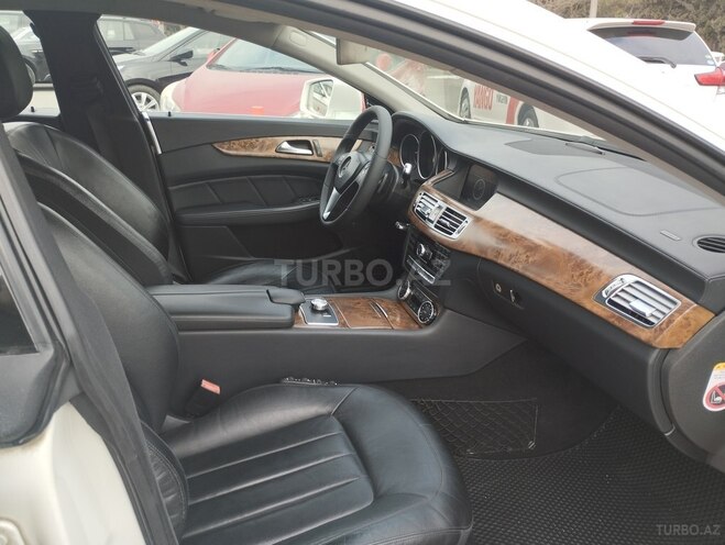 Mercedes CLS 350-16