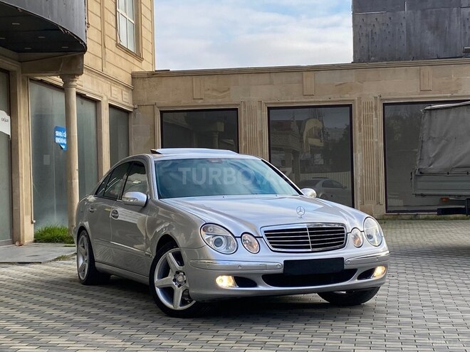 Mercedes E 320 2002, 273,000 km - 3.2 l - Bakı