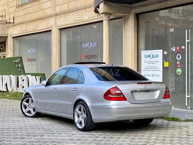 Mercedes E 320 2002, 273,000 km - 3.2 l - Bakı