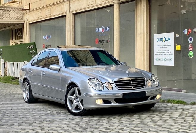 Mercedes E 320 2002, 273,000 km - 3.2 l - Bakı