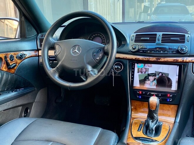 Mercedes E 320 2002, 273,000 km - 3.2 l - Bakı
