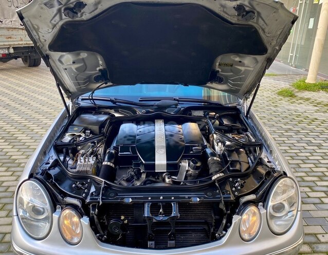 Mercedes E 320 2002, 273,000 km - 3.2 l - Bakı