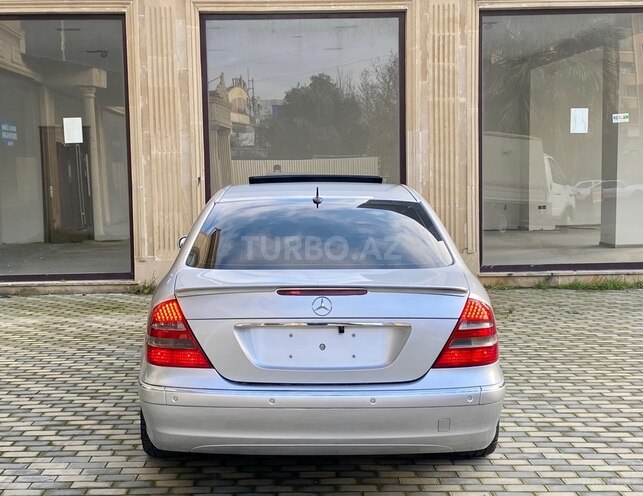Mercedes E 320 2002, 273,000 km - 3.2 l - Bakı