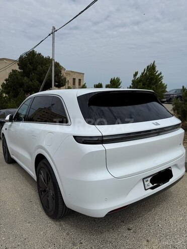 Li Auto  2025, 8,000 km - 1.5 l - Bakı