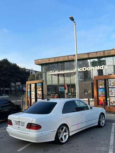 Mercedes E 280 1999, 350,480 km - 2.8 l - Bakı