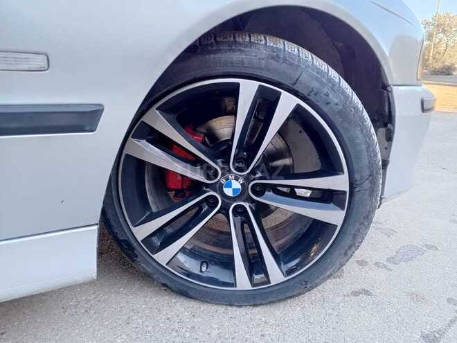 BMW 528 1998, 296,000 km - 2.8 l - Bakı