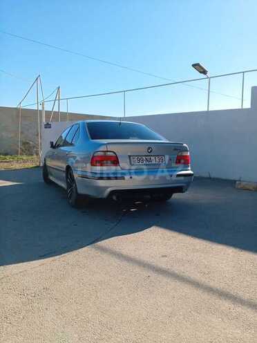 BMW 528 1998, 296,000 km - 2.8 l - Bakı