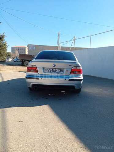 BMW 528 1998, 296,000 km - 2.8 l - Bakı