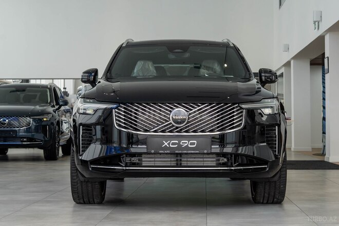 Volvo XC90-1
