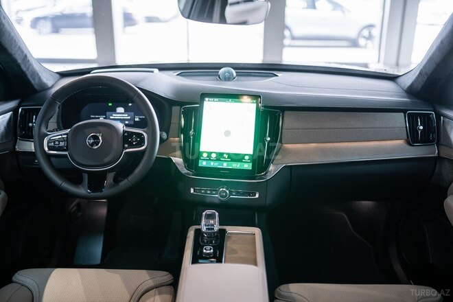 Volvo XC90-3
