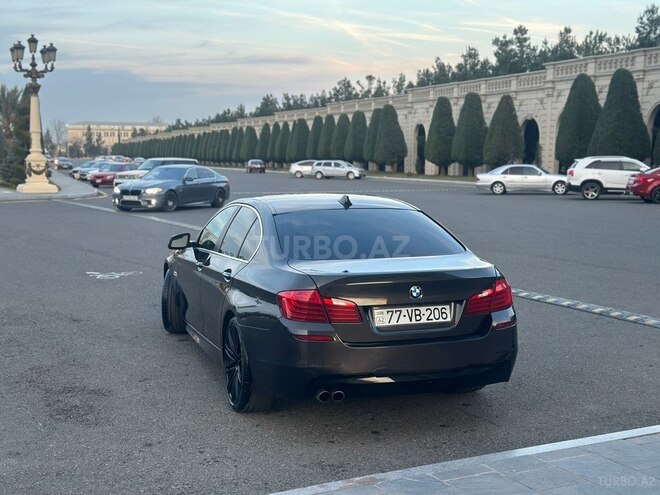 BMW 528 2015, 111,000 km - 2.0 l - Gəncə