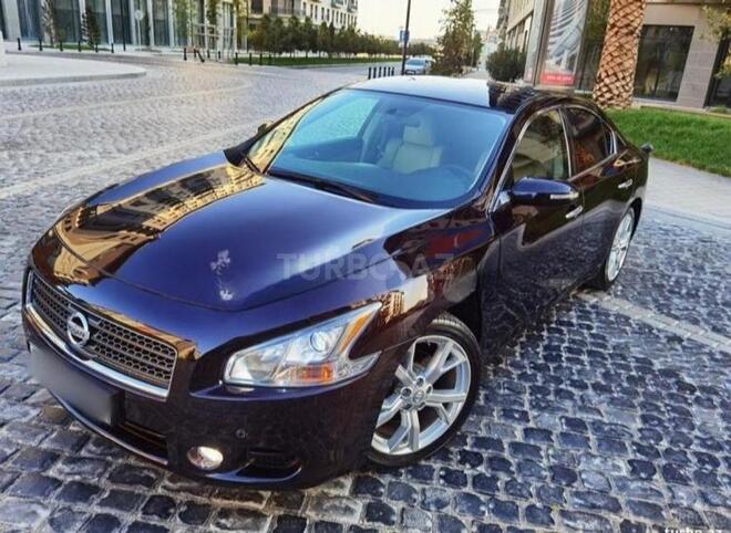 Nissan Maxima-2
