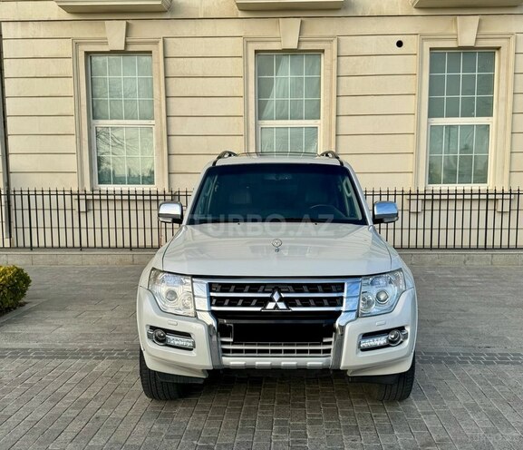 Mitsubishi Pajero 2013, 170,000 km - 3.8 л - Bakı