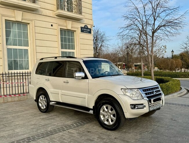 Mitsubishi Pajero 2013, 170,000 km - 3.8 л - Bakı