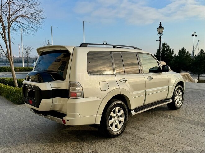 Mitsubishi Pajero 2013, 170,000 km - 3.8 л - Bakı
