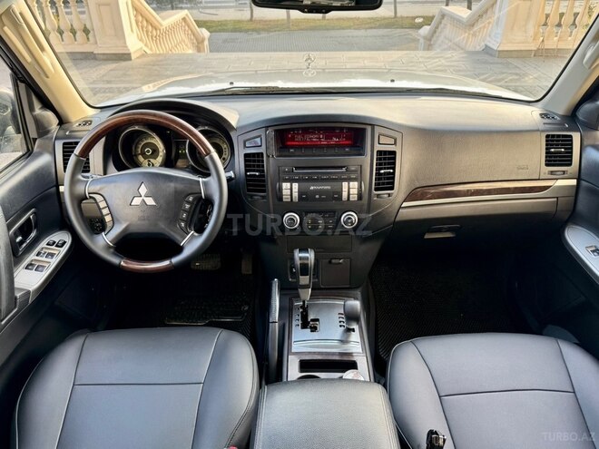 Mitsubishi Pajero 2013, 170,000 km - 3.8 л - Bakı