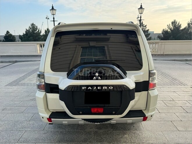 Mitsubishi Pajero 2013, 170,000 km - 3.8 л - Bakı