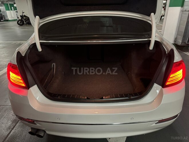 BMW 528 2014, 270,000 km - 2.0 l - Bakı