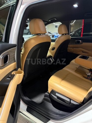Kia Sorento 2023, 57,001 km - 1.6 l - Sumqayıt
