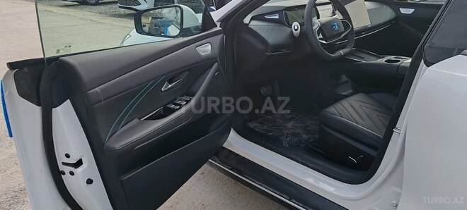 Changan Deepal SL03-24