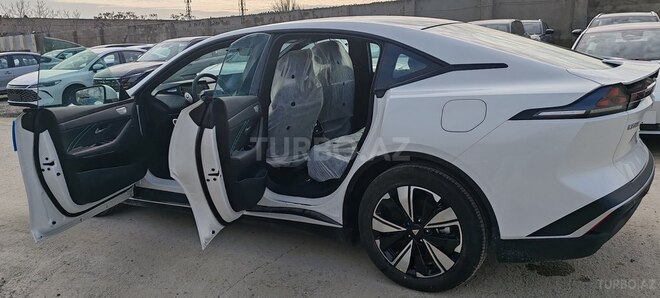 Changan Deepal SL03-7
