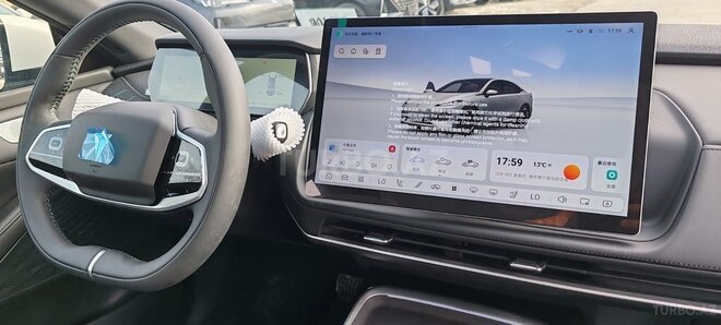 Changan Deepal SL03-18