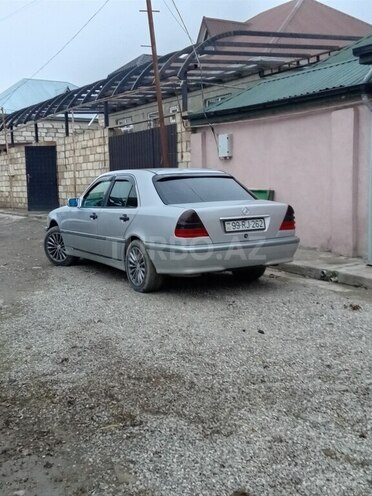 Mercedes C 220 1995, 423,700 km - 2.2 l - Xaçmaz