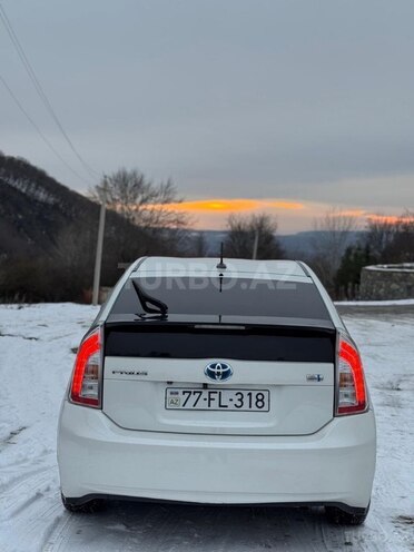 Toyota Prius 2015, 250,330 km - 1.8 л - Bakı