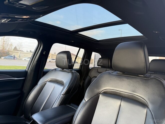 Jeep Grand Cherokee-16