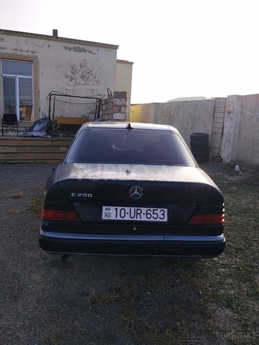 Mercedes 200 E 1990, 128,520 km - 2.0 l - Bakı
