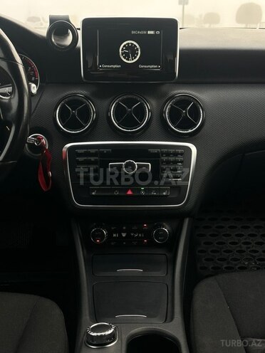 Mercedes A 180 2014, 113,714 km - 1.6 l - Bakı