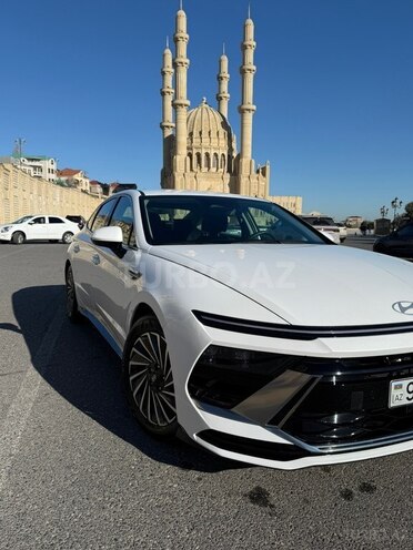 Hyundai Sonata-3