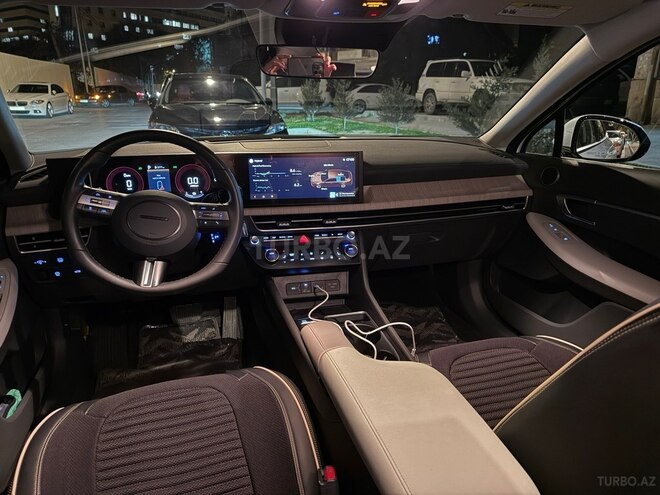 Hyundai Sonata-8