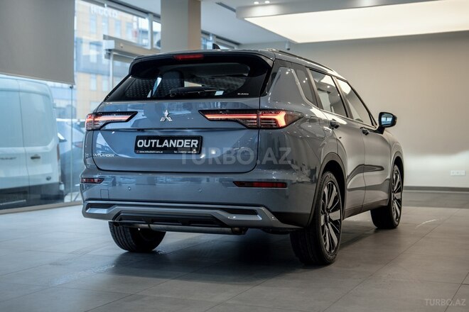 Mitsubishi Outlander-9