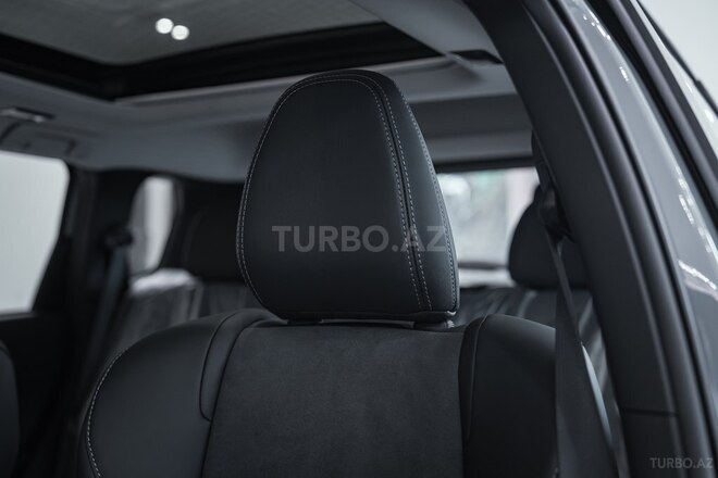 Mitsubishi Outlander-19