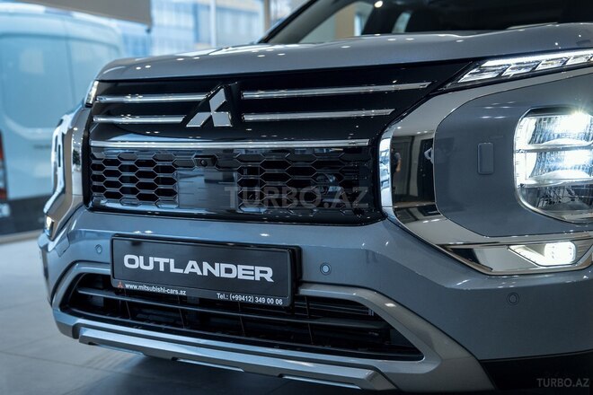 Mitsubishi Outlander-5