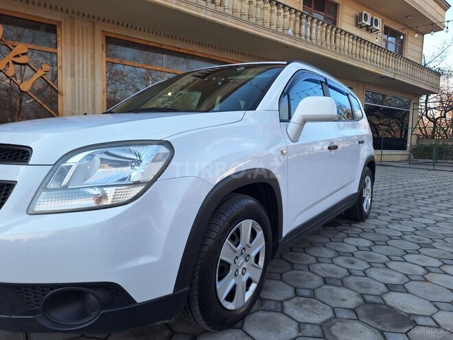 Chevrolet Orlando 2011, 256,224 km - 1.8 l - Şəki