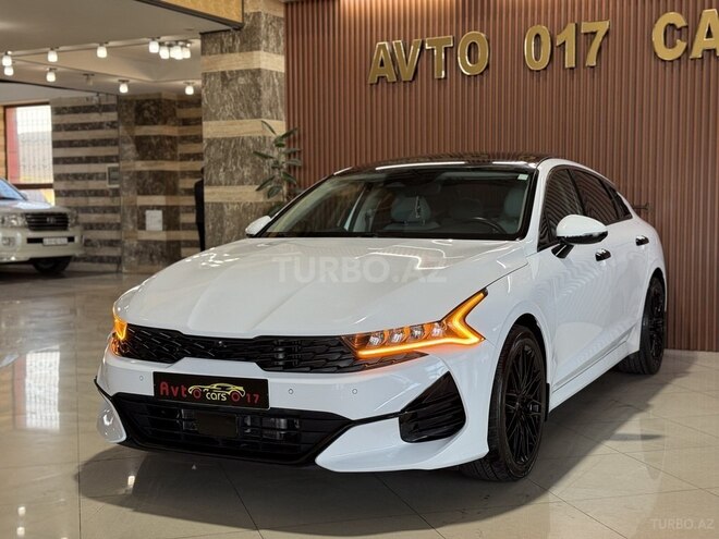 Kia K5-4