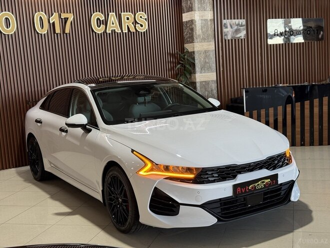 Kia K5-3
