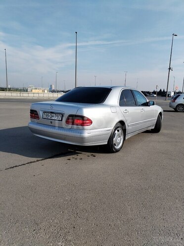 Mercedes E 270 2000, 487,546 km - 2.7 l - Bakı