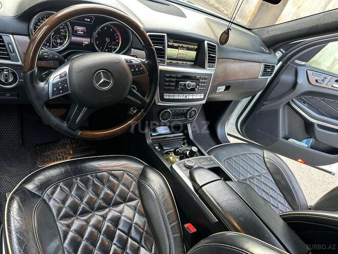 Mercedes GL 500 4MATIC 2014, 183,000 km - 4.7 л - Bakı