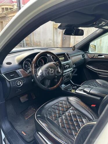 Mercedes GL 500 4MATIC 2014, 183,000 km - 4.7 л - Bakı
