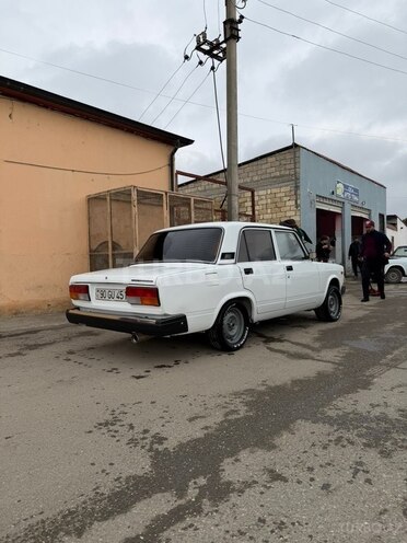LADA (VAZ) 2107 2009, 140,000 km - 1.7 l - Quba