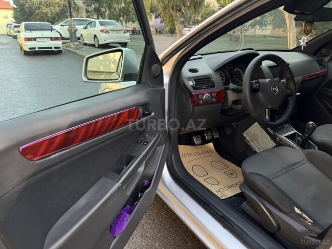 Opel Astra 2005, 211,000 km - 1.4 l - Bakı