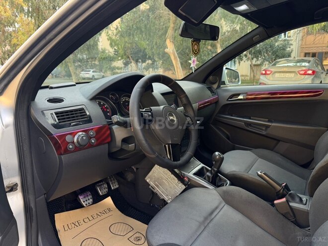 Opel Astra 2005, 211,000 km - 1.4 l - Bakı