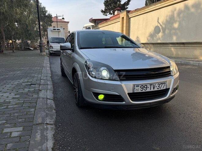 Opel Astra 2005, 211,000 km - 1.4 l - Bakı