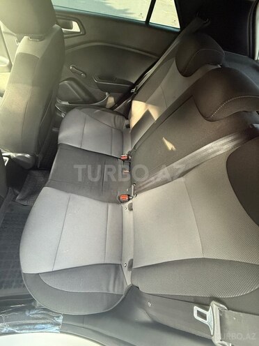 Hyundai i20 2017, 119,515 km - 1.1 l - Bakı