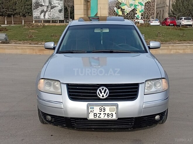 Volkswagen Passat 2003, 213,000 km - 1.8 l - Sumqayıt